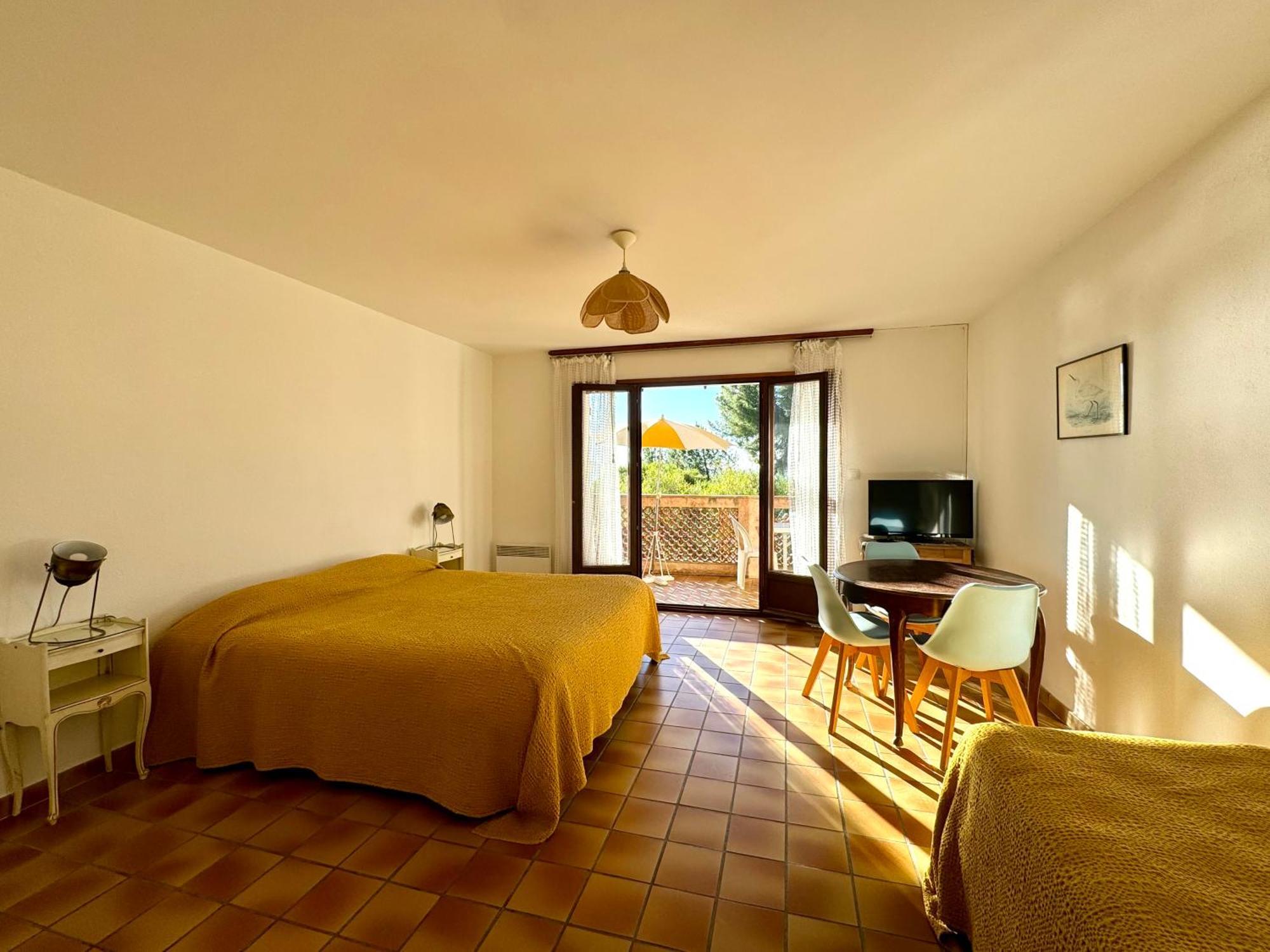 Parc Et Residence Le Provencal Єр Екстер'єр фото